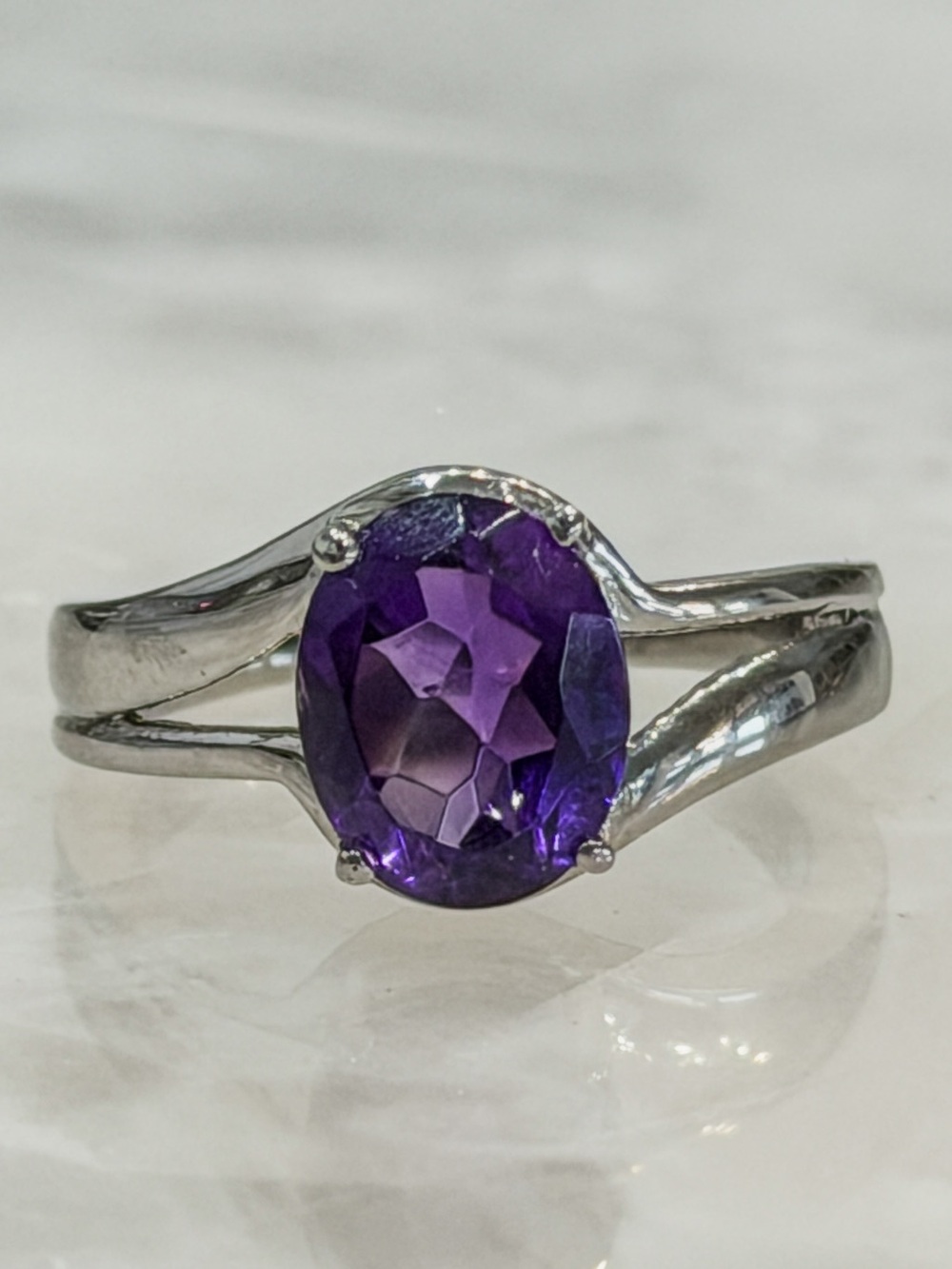 African Amethyst  Silver Solitaire Split Band Ring Sz 7